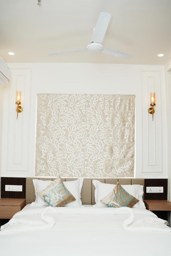 Anaya Retreat Hotel Varanasi Exterior photo