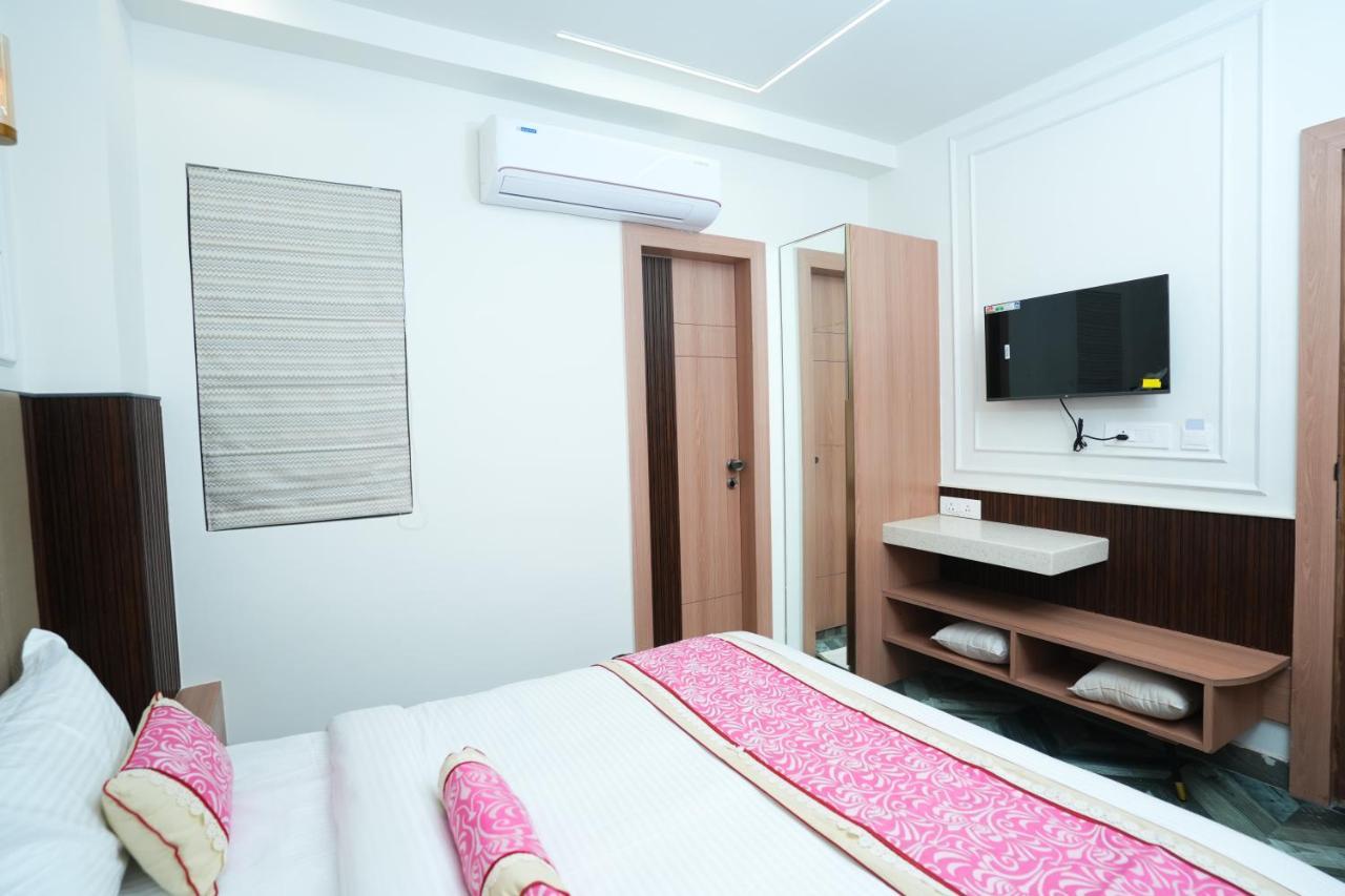 Anaya Retreat Hotel Varanasi Exterior photo