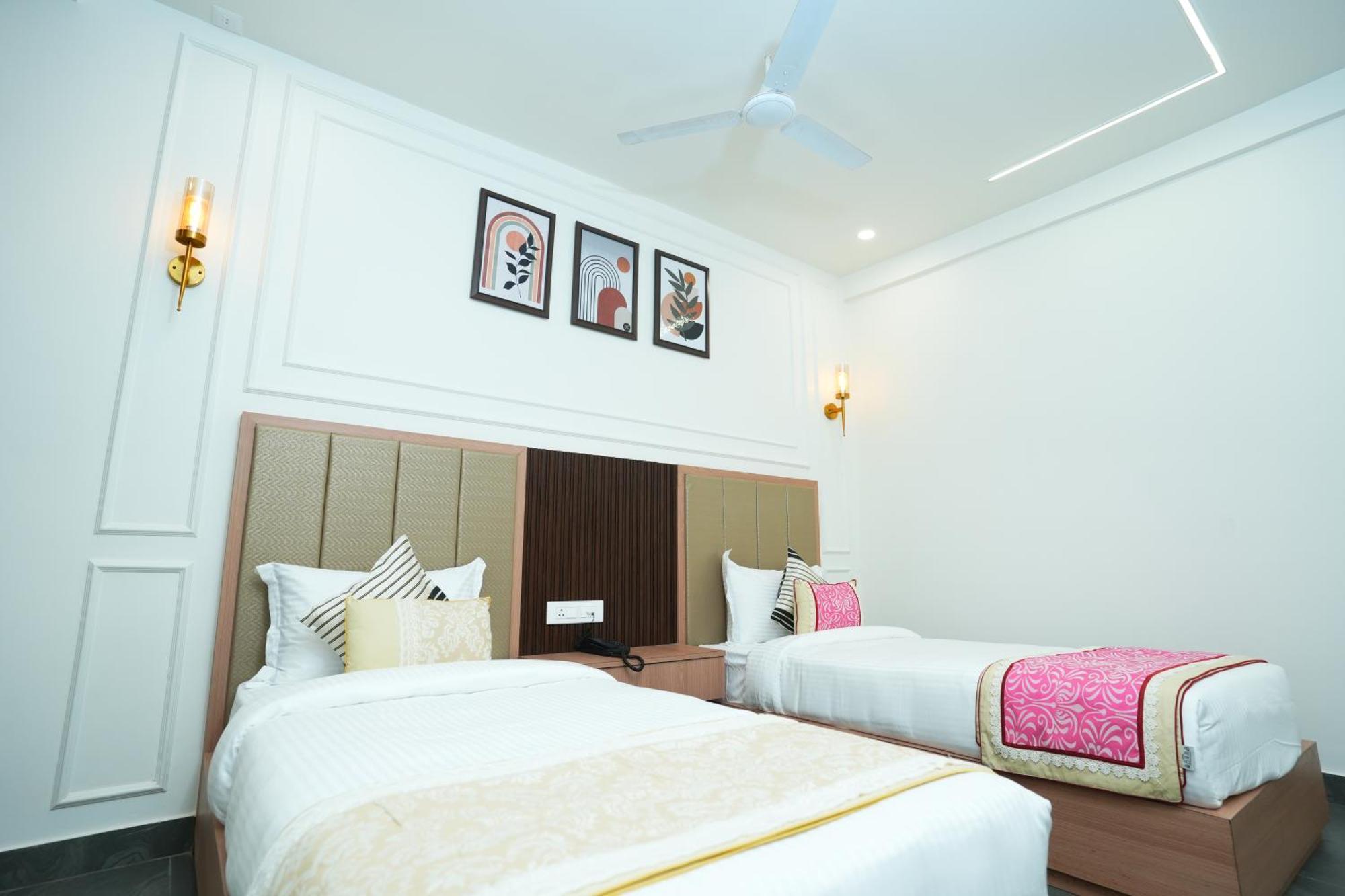 Anaya Retreat Hotel Varanasi Exterior photo